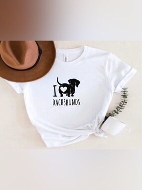 White "I Love Dachshunds" Dog Lover Tee
